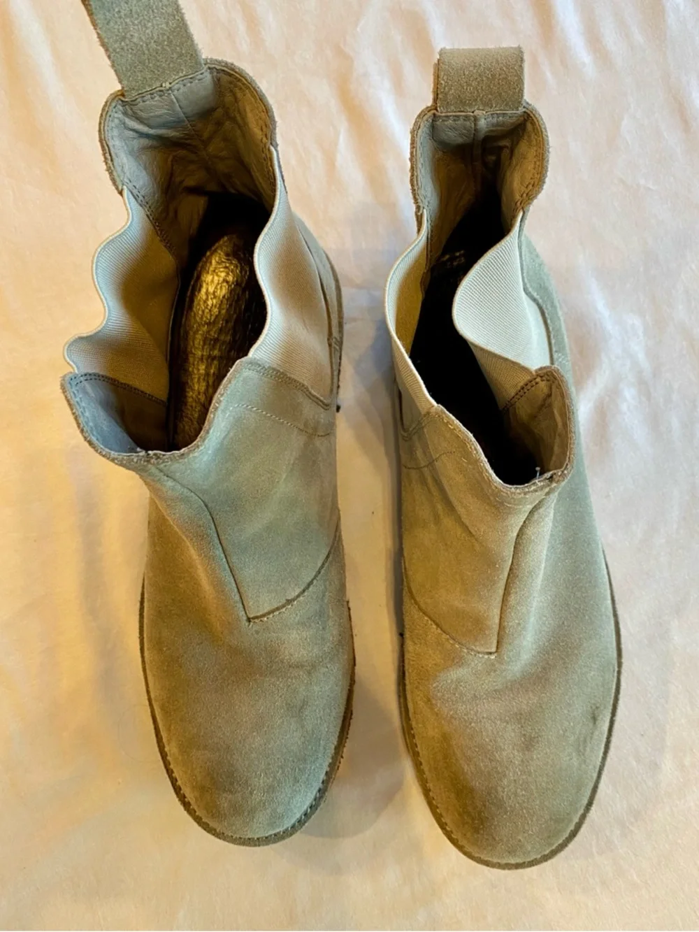 Suede Pull-On Ankle Hight Chelsea Boots in Gray - Picture 4 of 8